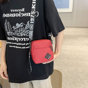 All-Match Fashion Waterproof Geometric Pattern Crossbody Shoulder Bag pour hommes femmes étudiants Couples <span class=keywords><strong>Tago</strong></span> Paul Brand New - Product Image 1