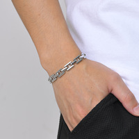 Accessoires de mode à la mode Punk carré en acier inoxydable épais chaîne Bracelet H Bracelet chaîne fine et lien Bracelet homme fait à la main