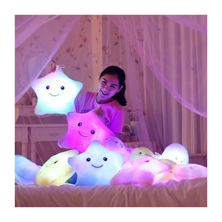 Muziek Light Up Kussen Vijfpuntige Ster Lichtgevende Pluche Kinderen Speelgoed Twinkle Star Vormige Nachtlampje Zacht Kussen Voor Kinderen