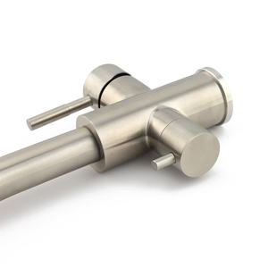 Grifos de 3 vías Mezclador de grifo de cocina Grifo de 3 flujos Caliente Frío Filtro de 3 vías Mezclador de agua Grifo de cocina plateado de 3 vías - Product Image 4