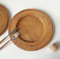 Assiettes de présentation en rotin tressé faites à la main de 13 pouces, sets de table en raphia tissé pour mariage, table à manger, décoration intérieure, tapis et sous-plats – Vente en gros