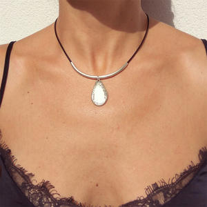 สร้อยคอทองเหลืองแบบทำมือไม่เหมือนใครพร้อมจี้ห้อยคอสายโซ่แบบปรับได้เก๋ไก๋สไตล์โบฮีเมียนของขวัญทันสมัยสำหรับผู้หญิง - Product Image 3