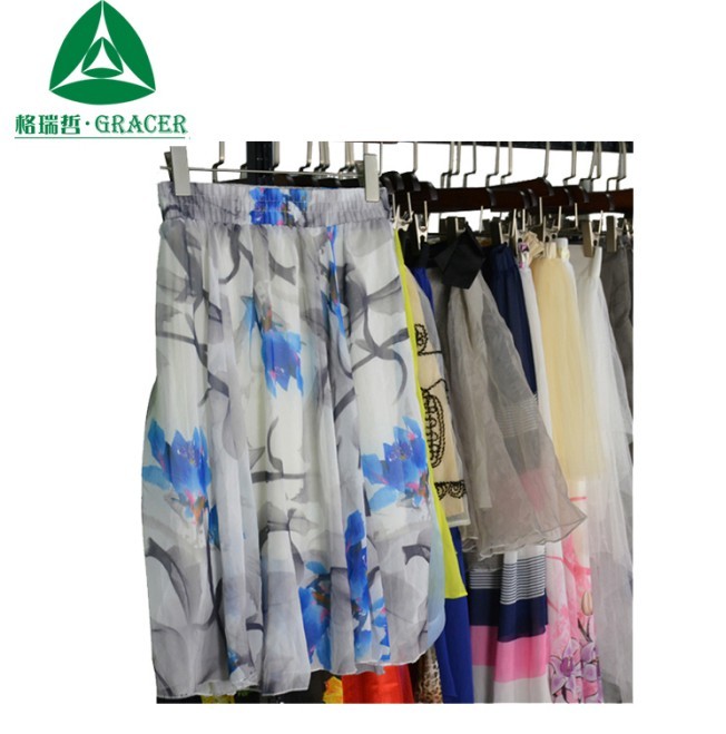 Ladies Vintage Second Hand Summer Suspended
