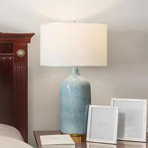 <span class=keywords><strong>Lampe</strong></span> de table en céramique moderne <span class=keywords><strong>SIMIG</strong></span> avec abat-jour en tissu, <span class=keywords><strong>lampe</strong></span> de lecture LED pour la décoration de la maison, <span class=keywords><strong>lampe</strong></span> de bureau originale pour le salon, la chambre à coucher - Product Image 1