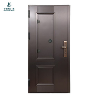 Porte d'entrée de porte d'entrée de sécurité moderne personnalisée pour les villas et les appartements Porte antivol en aluminium coulé magnifiquement sculptée