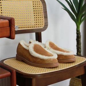 รองเท้าหนังแท้ฟูลเกรนของอังกฤษ ระบายอากาศได้ดี แบบผูกเชือก เหมาะสำหรับฤดูร้อนและฤดูใบไม้ผลิ ใช้ได้ทั้งในออฟฟิศและอาชีพต่างๆ บุด้วยผ้าฟลีซ หนังแท้ ปลายเท้าทรงเหลี่ยม - Product Image 4