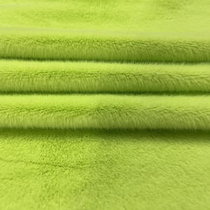 Furet lisse fausse fourrure prix de gros directement sur une variété de <span class=keywords><strong>couleurs</strong></span> luxe Minky fourrure tissu 5mm pour accessoire de mode - Product Image 2