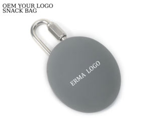 Portable Silicone <b>Dog</b> <b>Treat</b> <b>Pouch</b>, Hands-Free Training Snack Bag with Clip, Wholesale OEM - Product Image 4