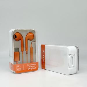 Écouteurs filaires Type-C orange, intra-auriculaires, avec micro intégré et puce numérique pour une utilisation quotidienne - Product Image 2