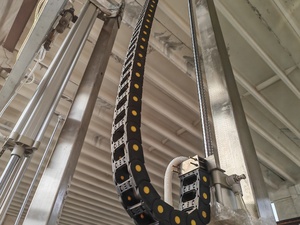 Macchina per sbucciare facile da usare attrezzatura specializzata per la scuoiatura del bestiame/pelli di asino di cavallo nella linea di macellazione del bestiame - Product Image 3