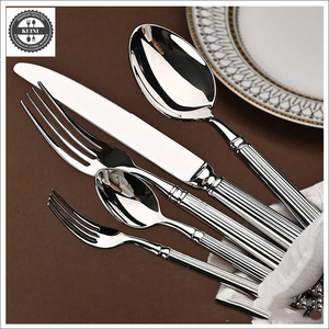 Cao cấp Nhà Hàng bít tết dao ngã ba đặt 304 thép không gỉ Roman cột <span class=keywords><strong>Flatware</strong></span> giả mạo quá trình cho khách sạn Phương Tây Bộ đồ ăn - Product Image 2
