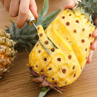 Multifunctionele roestvrijstalen suikerriet-ananas-spatel/snijder, handmatige metalen fruit- en groenteschiller met houten handvat