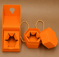 Emballage de luxe en boîte hexagonale en carton pour pot de miel avec impression de logo personnalisé