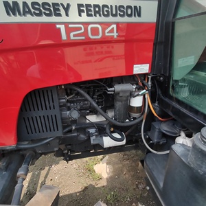 Precio barato más bajo por kins enigine Massey A Ferguso <span class=keywords><strong>Tractores</strong></span> Mf 1204 bastante usado Mf 120hp <span class=keywords><strong>Tractores</strong></span> Carry cargador frontal - Product Image 5