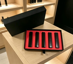 Top 5 des rouges à lèvres en Europe et en Amérique, 1,6 g, haute brillance, couvrance totale, longue tenue, hydratant et non desséchant. Disponible dans - Product Image 5