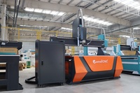 Routeur CNC 3 axes 1325 avec système de contrôle Mach3, machine de découpe et de gravure du bois personnalisable pour la fabrication de meubles