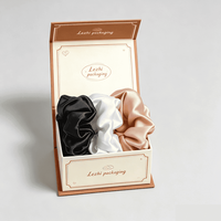 Boîte cadeau en papier magnétique avec logo imprimé personnalisé, avec poignée en ruban, boîtes rigides en papier de luxe avec doublure