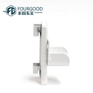 Venta al por mayor AA 16*32 Tubo Cuadrado de pilares para la decoración y canal Soporte accesorios para tienda de ropa - Product Image 2