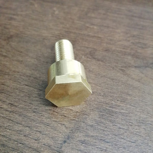 Servicio de mecanizado CNC personalizado, tornillos hexagonales de latón con hombro mecanizado para la industria del sector eléctrico - Product Image 3