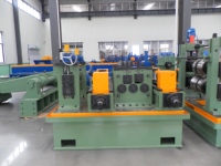 Machine de production de tuyaux en acier au carbone certifiée ISO9001 CE, personnalisée, avec pompe à moteur et composants essentiels : roulement, PLC, boîte de vitesses