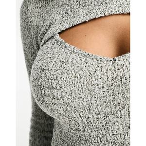 Vestido Midi Gris de Punto Calado con Manga Larga y Diseño Envolvente, Estilo Francés Sexy, de Alta Calidad al por Mayor - Product Image 4