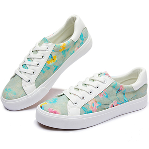 <span class=keywords><strong>Scarpe</strong></span> di <span class=keywords><strong>tela</strong></span> basse leggere da donna per ragazze <span class=keywords><strong>scarpe</strong></span> da passeggio Casual alla moda per la scuola per la stagione autunnale estiva all'ingrosso - Product Image 1