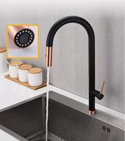 Robinet d'évier de cuisine rétractable à tirette Design or Rose mitigeur en acier inoxydable 304 nouveau robinet en céramique moderne noir
