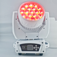 Aura 19x15W LED Zoom Wash Moving Light RGBW 3-en-1, Angle de Zoom 8-50 Degrés, Ra95 CRI, IP33, Projecteur de Scène à Tête Mobile