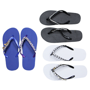 Gran oferta de alta calidad, Chanclas de playa de verano, chanclas de goma planas con logotipo personalizado, chanclas de mujer con precio de fábrica