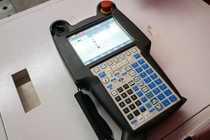 DXTECH 6KW Robot de soudage laser automatique 6 Axia à vendre - Product Image 4