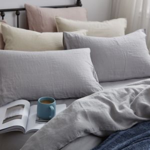 Juego de Ropa de Cama Minimalista 100% Lino, Incluye Sábana Plana y Funda Nórdica, Ropa de Cama Universal para Todas las Temporadas - Product Image 4