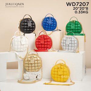 Vente en gros de sacs à main en <span class=keywords><strong>tissu</strong></span> à bulles pour femmes Jiali QAZA nouvelle collection vente en gros bon marché en nylon avec fermeture éclair - Product Image 6