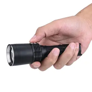 Fitorch 1200lm lampe de poche LED haute puissance lampe de poche multitâche tactique avec interrupteur à distance