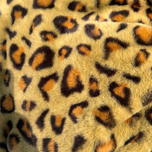 قماش مطبوع بفرو الأرانب متوفر في المخزون، مادة تنجيد للسيارات - Product Image 2