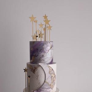 ชุดตกแต่งเค้กอะคริลิคลายน้ำผึ้งและหวานๆ 12 ชิ้น พร้อมดาวสีทองและจันทร์เสี้ยวสำหรับตกแต่งเค้กวันเกิด - Product Image 5