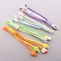 Lanière personnalisée en polyester faite à la main avec perles TOLKA - Accessoires tendance pour coques de téléphone et sacs
