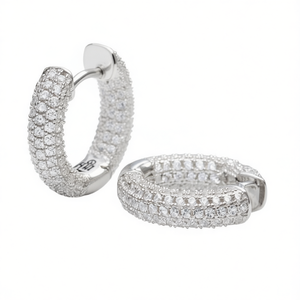 Orecchini a Cerchio E571 in Oro Bianco con Diamanti Rotondi Micro Pavé, Gioielli di Lusso per Donna - Product Image 1