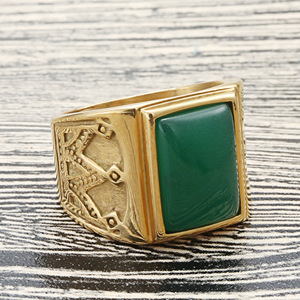 Bague pour homme en or avec émeraude, sertie en clos, forme couronne, style rétro punk, cadeau de bijoux - Product Image 3