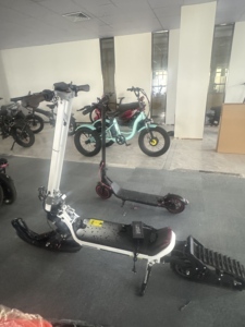 Scooter électrique pliable pour la neige, motoneige, snowboard, équipement tout-terrain, ski tout-terrain, freins tout-terrain, sport <span class=keywords><strong>freestyle</strong></span> - Product Image 1
