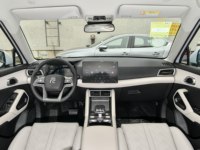 2024 BYD Yuan up Ev voiture BYD Yuan 401km nouvelle énergie Byd Yuan up Ev 4WD batterie longue durée voiture électrique à direction gauche
