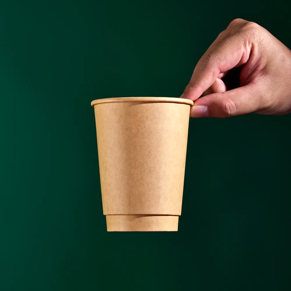 Cangkir kertas kopi lebih tebal dinding ganda Food Grade Logo kustom dan cetakan kemasan minuman pengisian panas ramah lingkungan