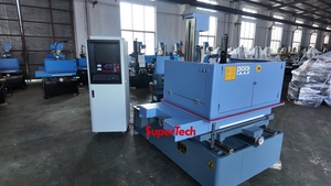 Supertech chất lượng hàng đầu giá tốt nhất CNC dk7745 Máy cắt dây | Giao hàng nhanh | Hỗ trợ đào tạo miễn phí xuất khẩu trên toàn thế giới - Product Image 2