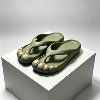 Tongs tendance 2026 en forme de grande patte, en EVA souple, légères, imperméables et respirantes pour salle de bain, douche, plage et piscine