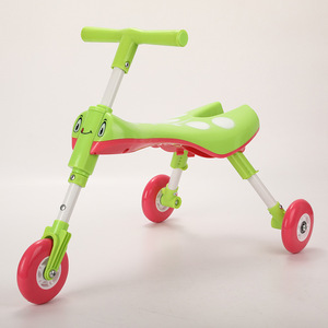 Trottinette à pédales Hirota pour enfants avec siège, 2-4 ans, rouge, style tricycle, pliable, jouet pour enfants - Product Image 3