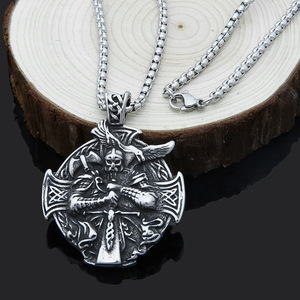 Châu Âu Mỹ Phong Cách Retro Người Đàn Ông Của Odin Vòng Cổ Mặt Dây Chuyền Thiết Kế Hình Học Bắc Âu Phong Cách Thép Không Gỉ Titan Thép Bán Buôn - Product Image 3