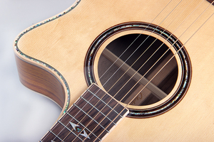 กีตาร์ไฟฟ้าขนาด41นิ้วกีต้าร์โปร่งทำจากไม้แข็งเกรด Sitka พร้อมโก้เก๋ด้านบนและด้านหลัง - Product Image 3