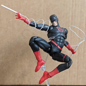 Figurine d'action Black Daredevil de style bande dessinée MAFEX de CT Factory, modèle de collection Marvel <span class=keywords><strong>Tom</strong></span> Hiddleston en PVC à assembler - Product Image 1