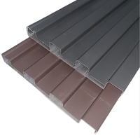 Panneau sandwich en aluminium moderne léger à longue portée pour toitures extérieures, ateliers, entrepôts et applications de chambres froides