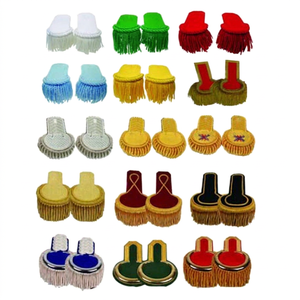 Épaulettes, écussons et badges en feutre non tissé brodés, avec garniture à franges 3D en fil doré, de haute qualité, réutilisables et personnalisables - Product Image 1