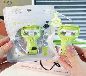 Nouvel arrivage d'outils cosmétiques Recourbe-<span class=keywords><strong>cils</strong></span> en ABS avec peigne Forme permanente Recourbe-<span class=keywords><strong>cils</strong></span> incurvé portable <span class=keywords><strong>de</strong></span> différentes formes d'oeil - Product Image 1